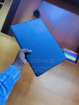 Laptop Dell Vostro 15 3000 4GB Intel Core I3 HDD 1T