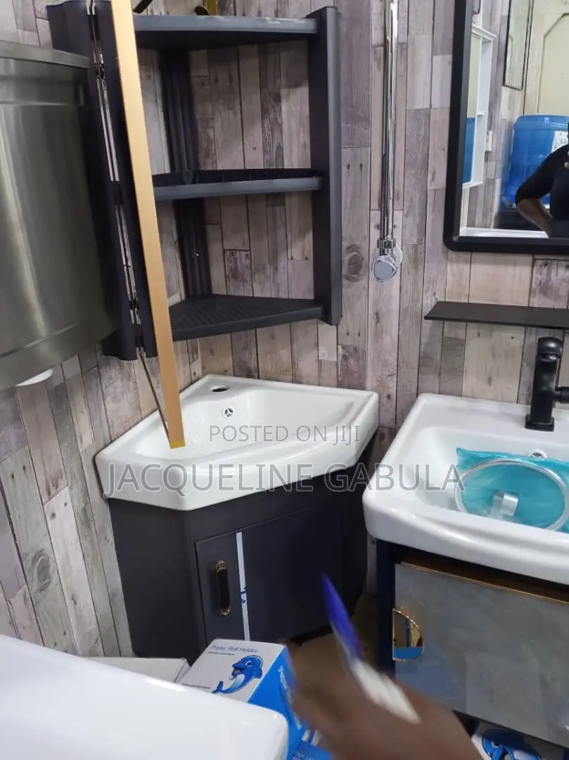 Bathroom Cabinet Single Door