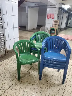Fantasy Armed Plastic Chairs