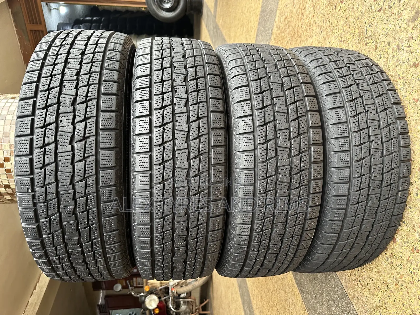 225/65r17 Good Year Japan Tyres