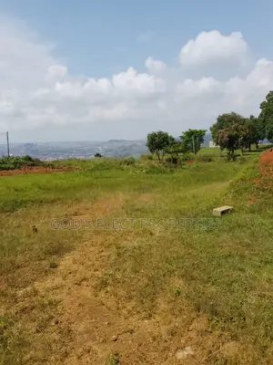 1 Acre and 15 Decimals for Sale in Seguku Hill 1 Billion SHS