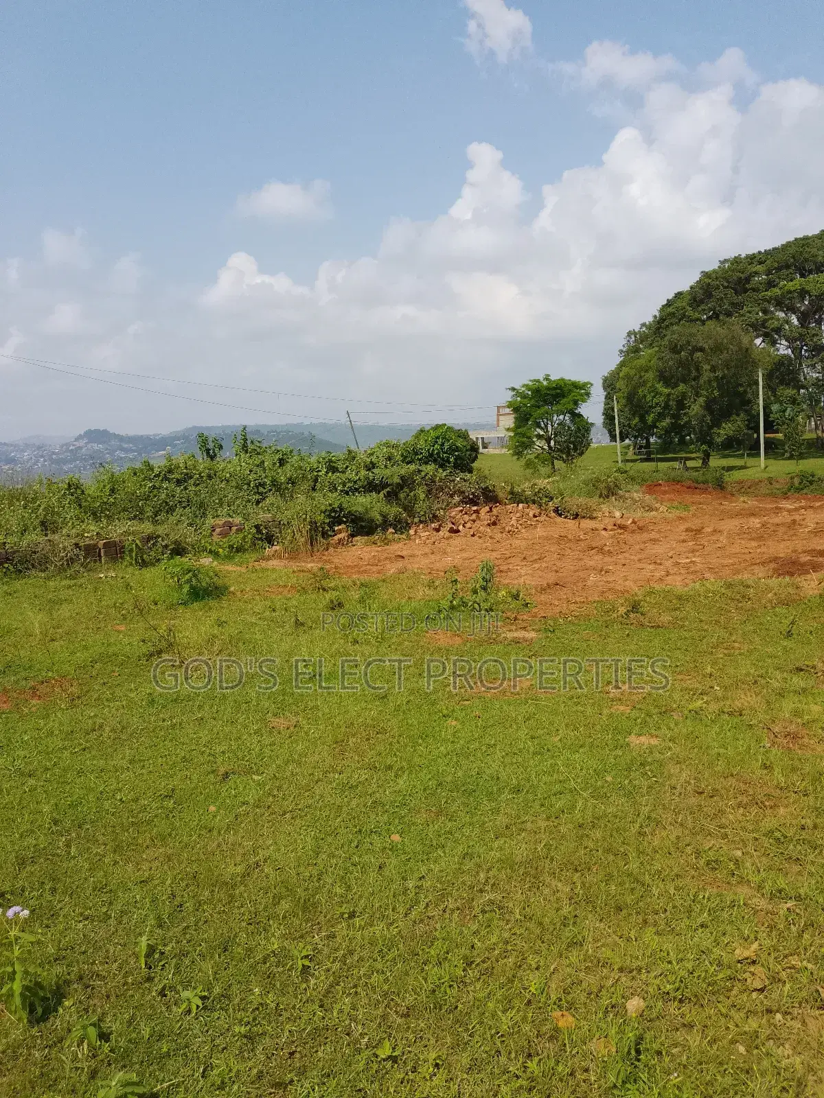 1 Acre and 15 Decimals for Sale in Seguku Hill 1 Billion SHS
