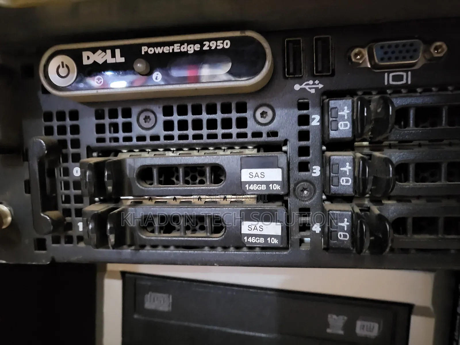 Server Dell Poweredge R2950 12GB Intel Xeon eMMC 4T