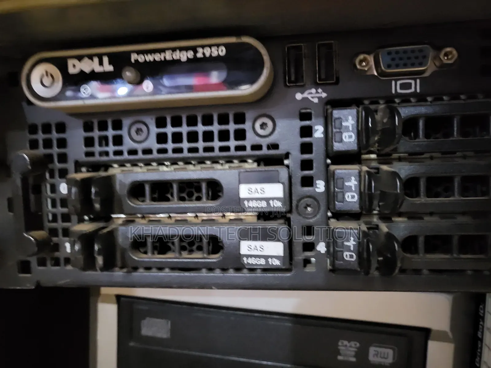 Server Dell Poweredge R2950 12GB Intel Xeon eMMC 4T