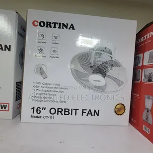 Ceiling Fan Cortina With a Remote