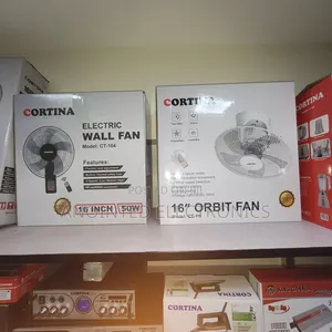 Ceiling Fan Cortina With a Remote