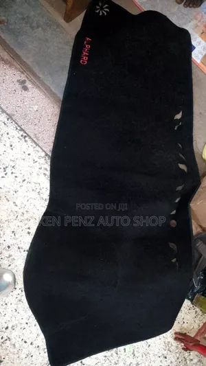 Toyota Alphard Dashboard Cover