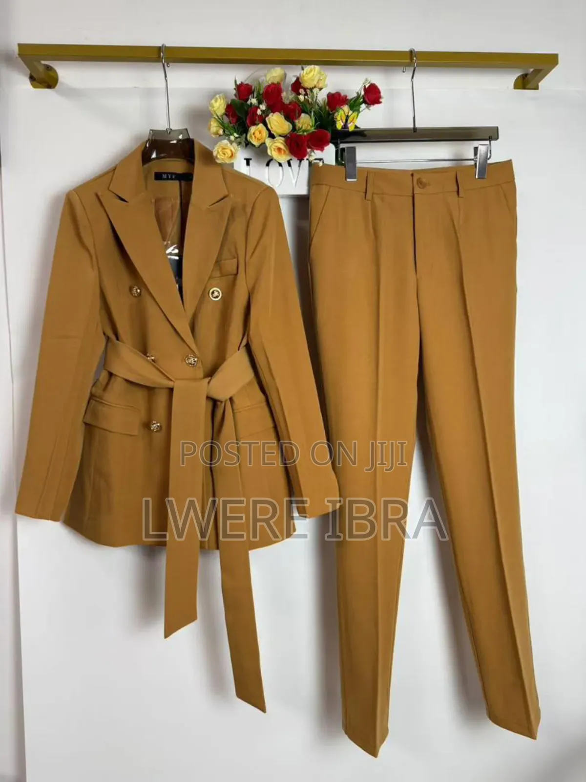 Brown Graduation Suits for Women