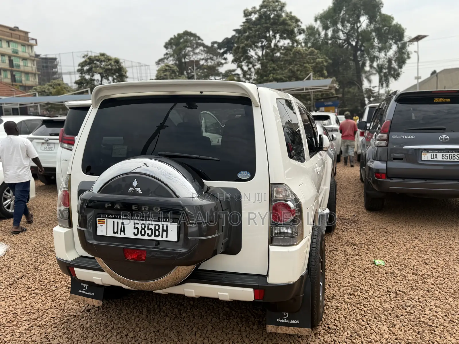 Mitsubishi Pajero 2008 White