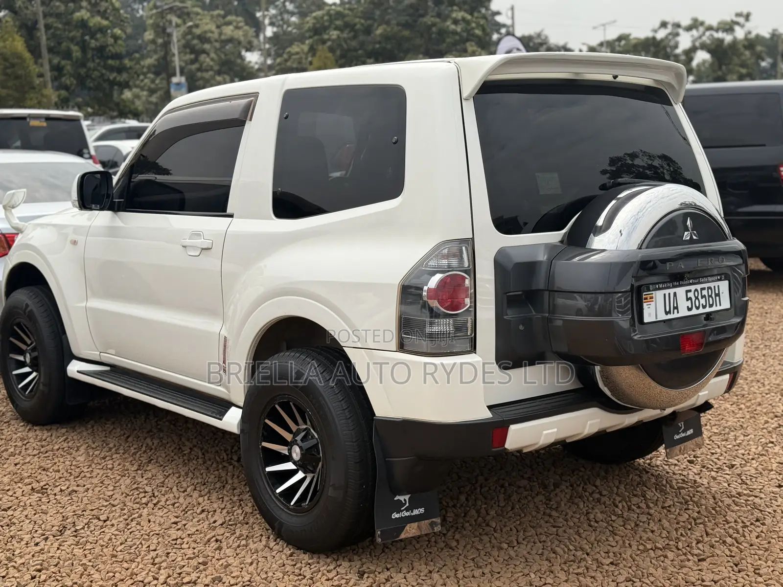 Mitsubishi Pajero 2008 White