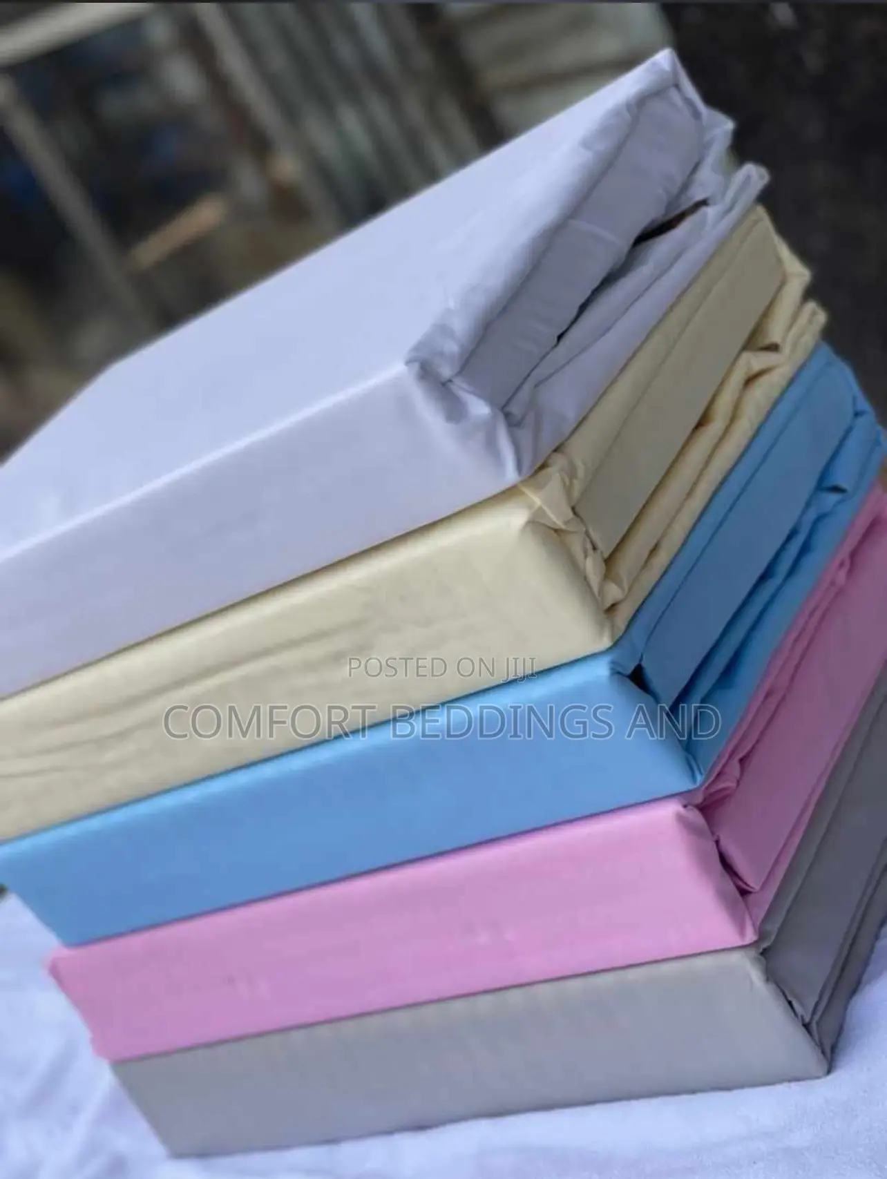 Plain Colour Bedsheets With Two Pillowcases