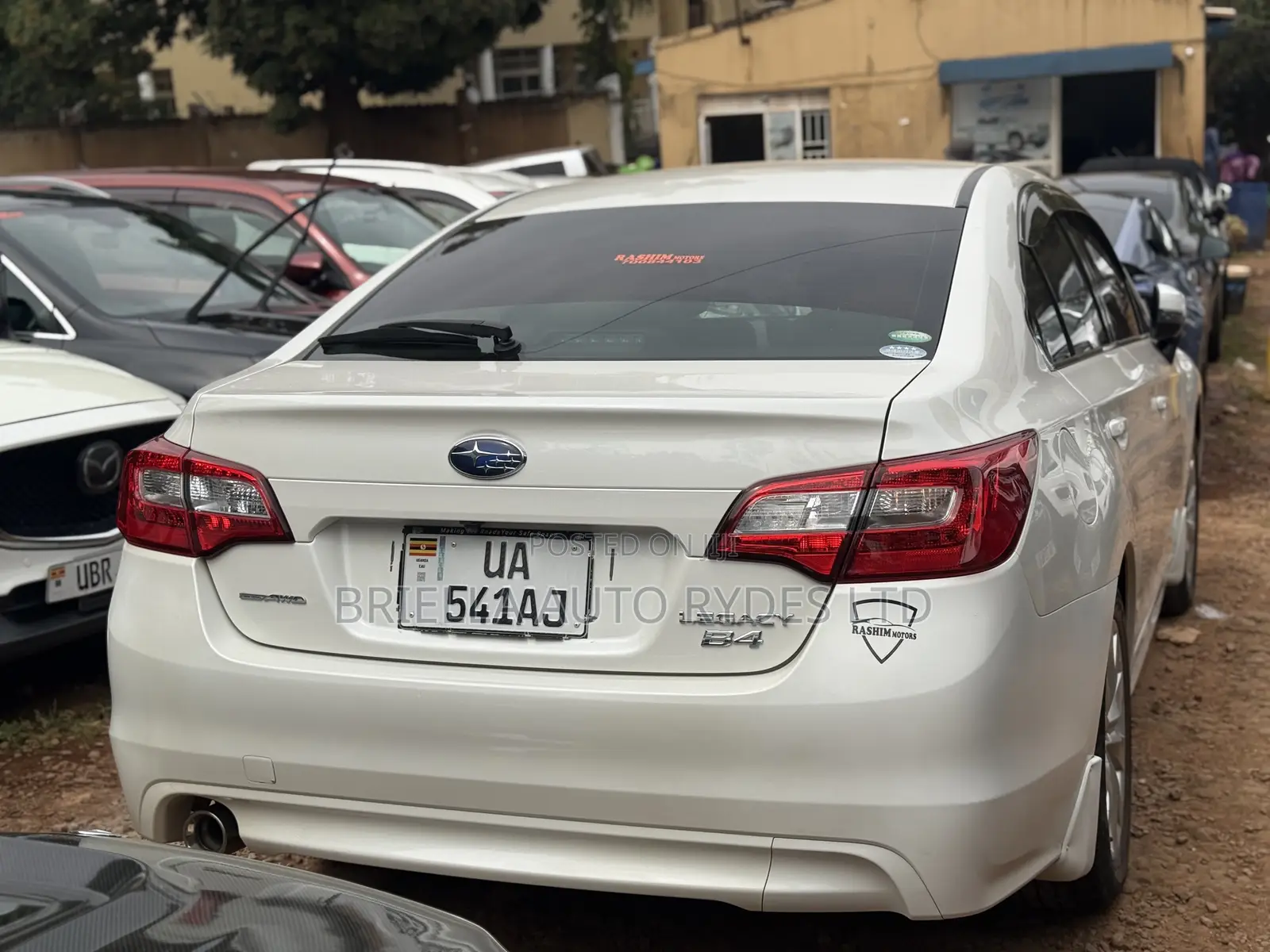 Subaru Legacy 2015 White