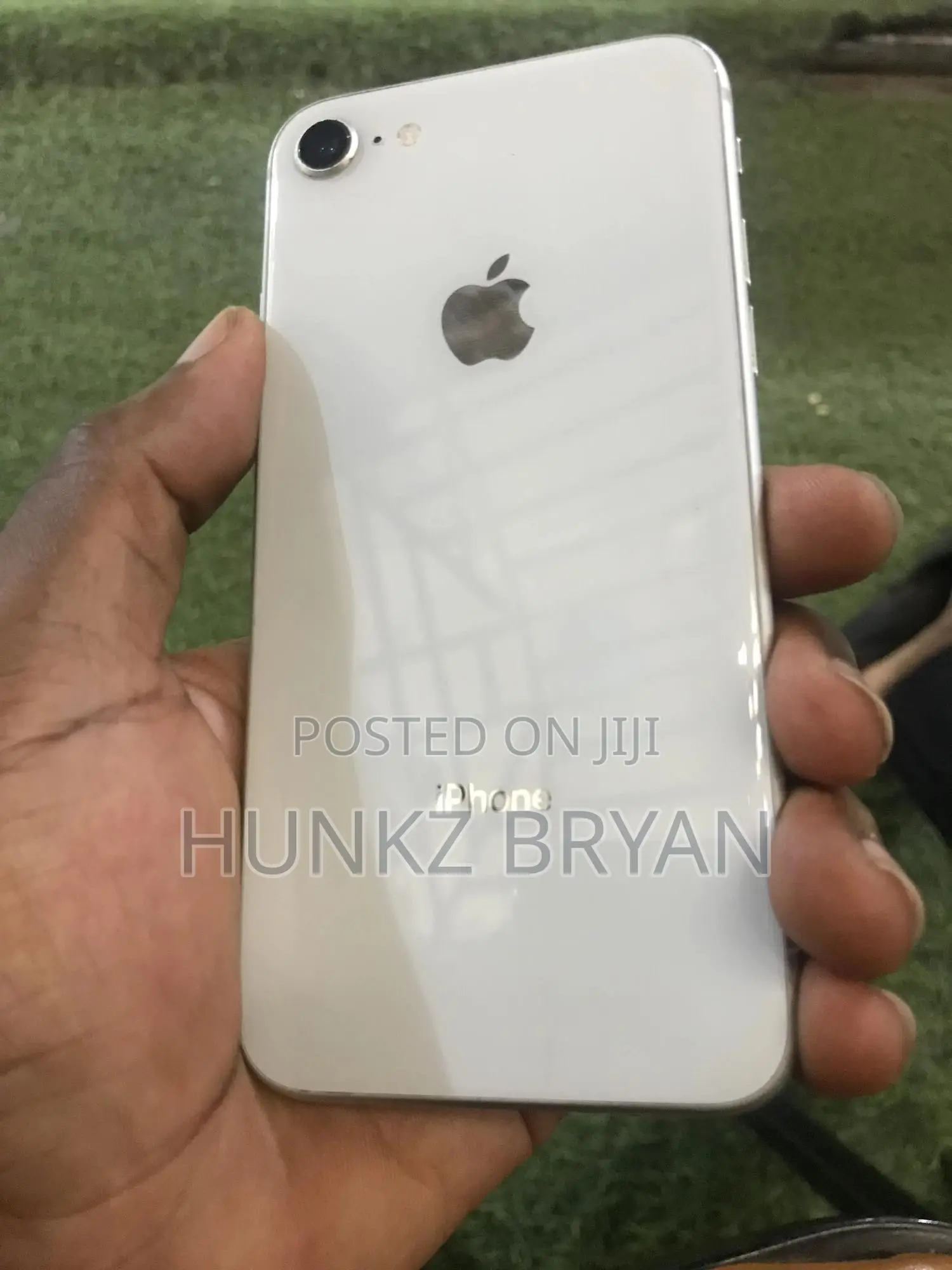 Apple iPhone 8 64 GB White