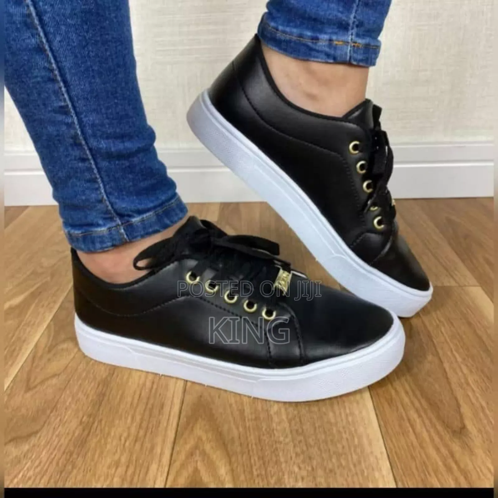 Classic Ladies Sneakers