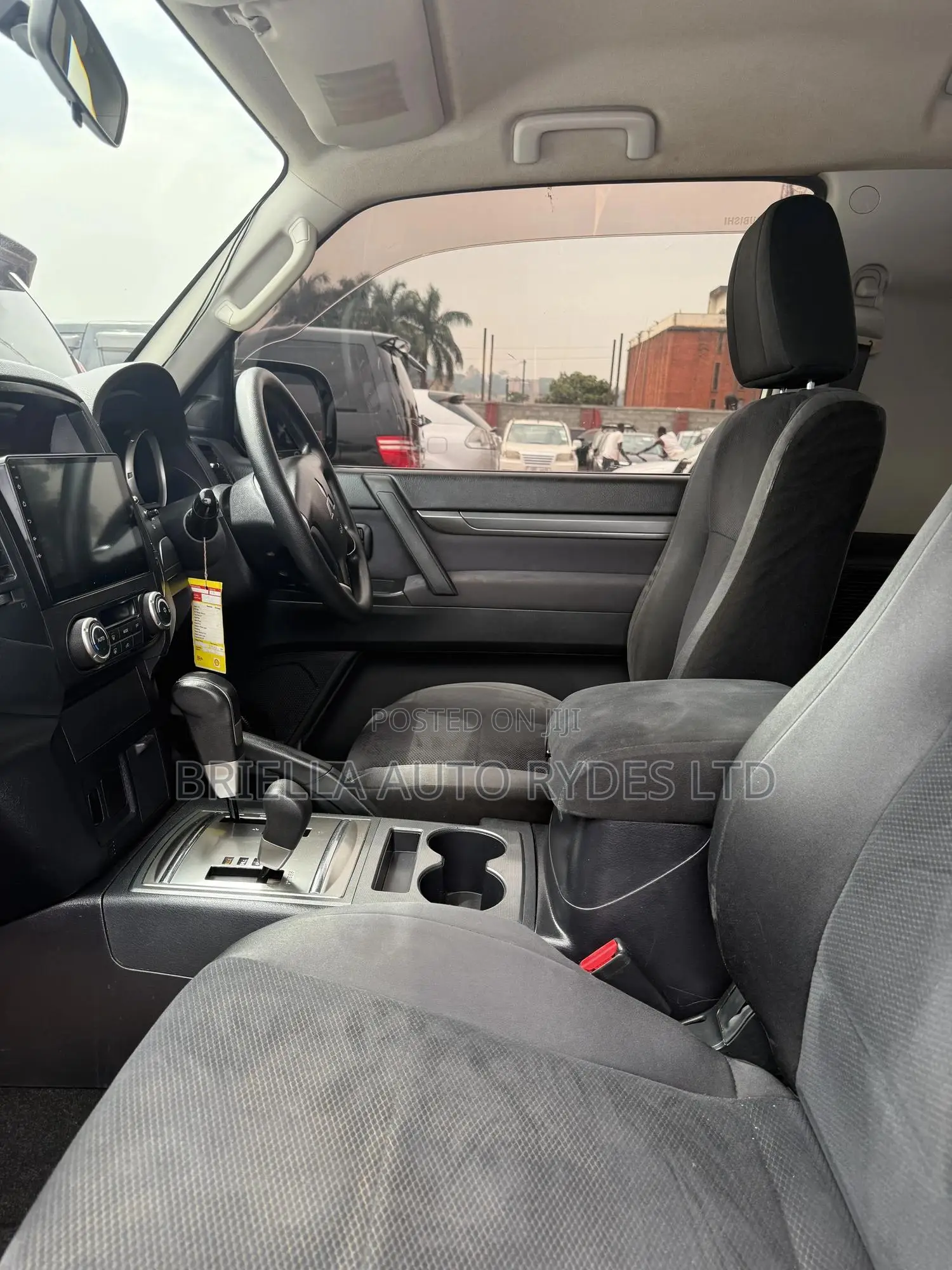 Mitsubishi Pajero 2008 White