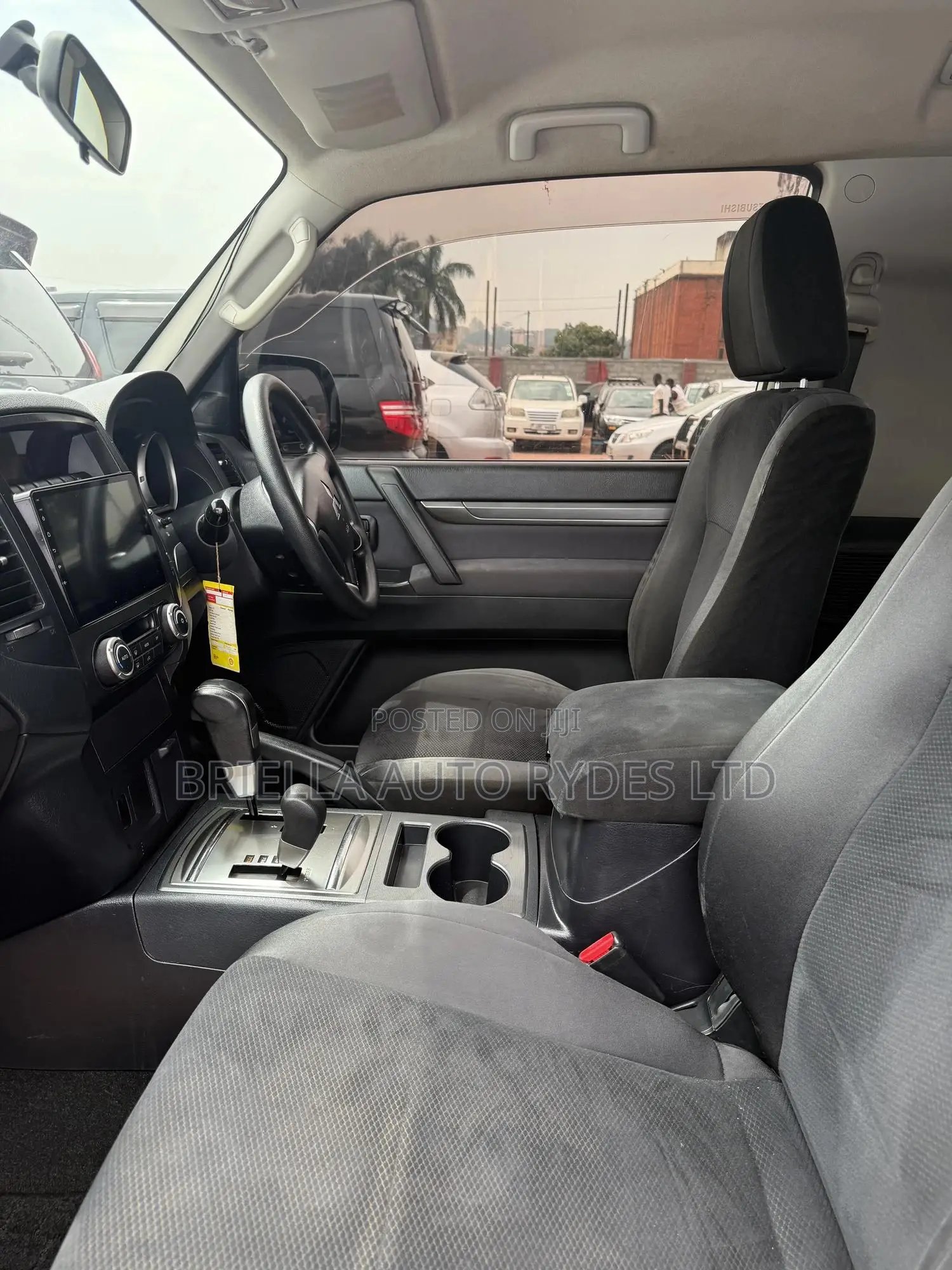 Mitsubishi Pajero 2008 White