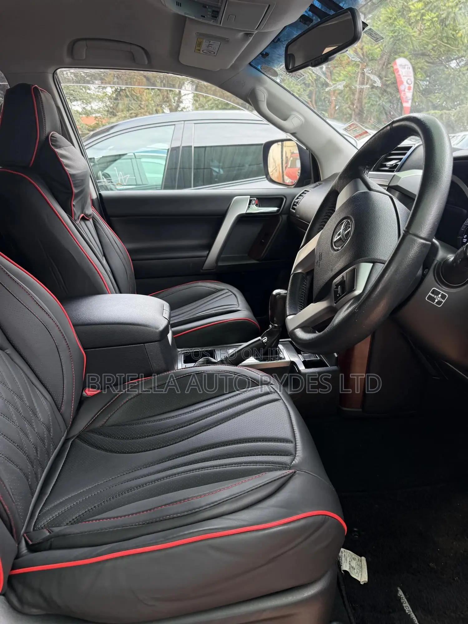 Toyota Land Cruiser Prado 2016 Black