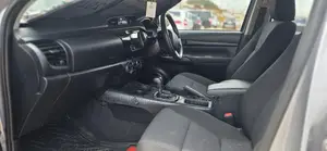Toyota Hilux 2022 Gray
