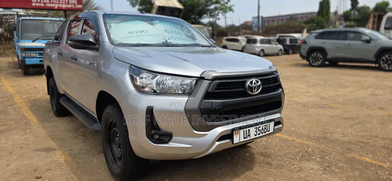 Toyota Hilux 2022 Gray