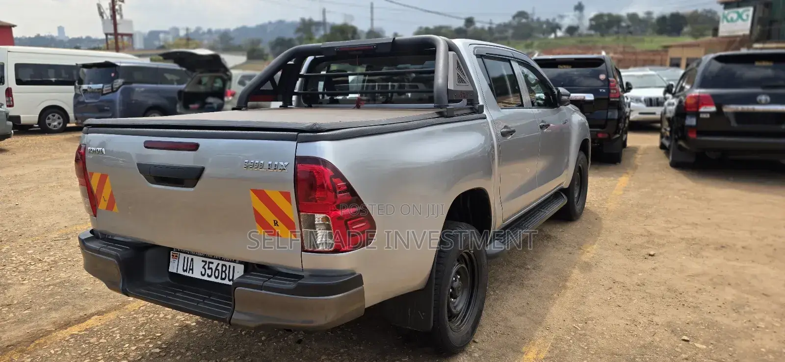 Toyota Hilux 2022 Gray