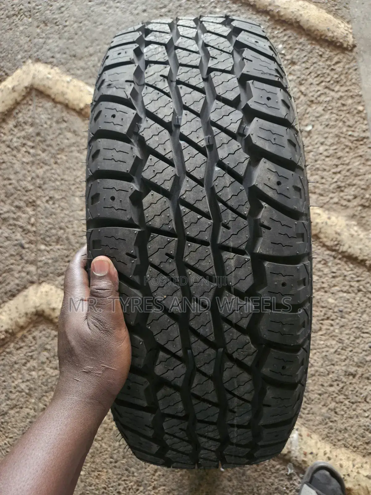 235 65 R17 Roadking Tires BSW Design 5years Warranty We Do Deliver