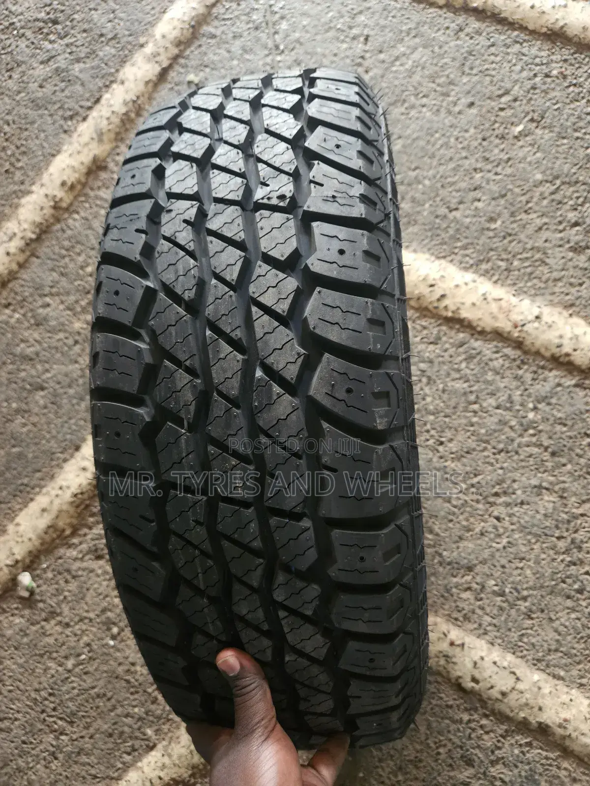 235 65 R17 Roadking Tires BSW Design 5years Warranty We Do Deliver