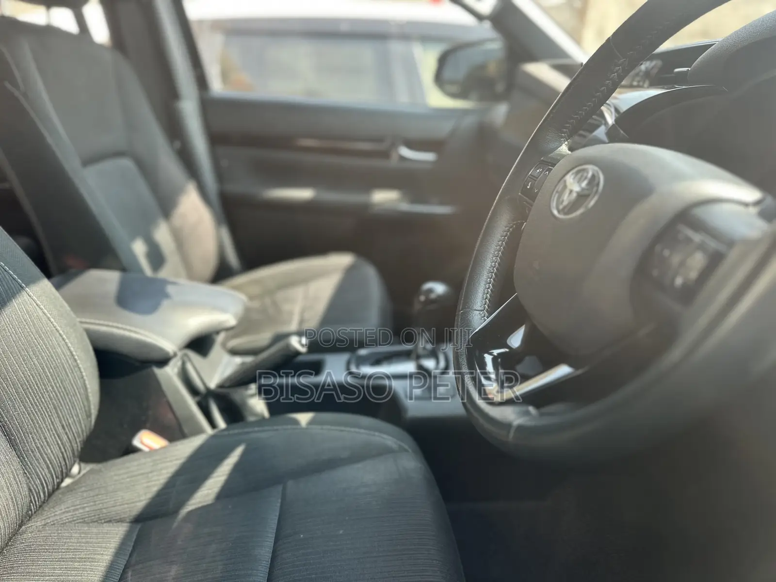 Toyota Hilux 2019 Black