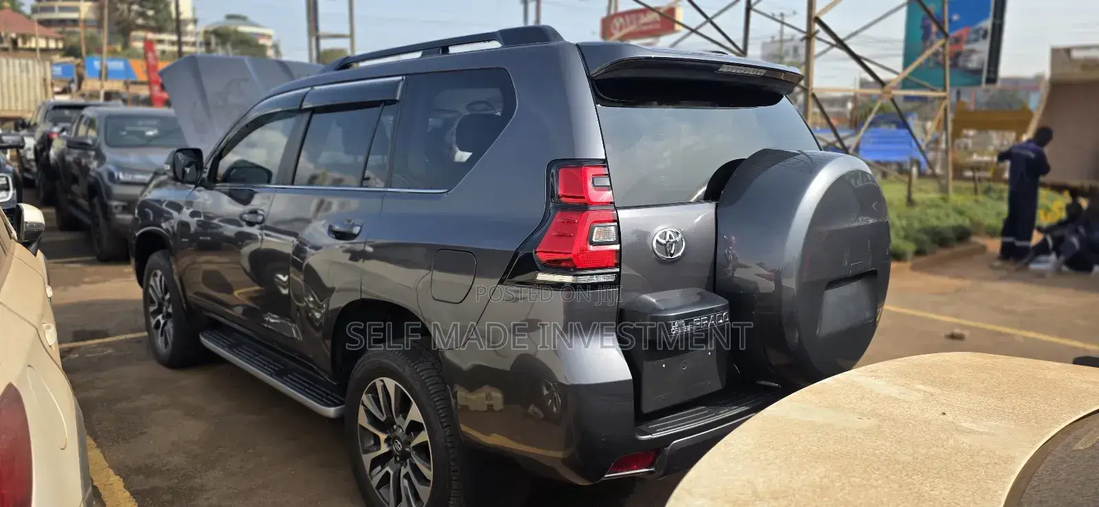 Toyota Land Cruiser Prado 2023 Gray