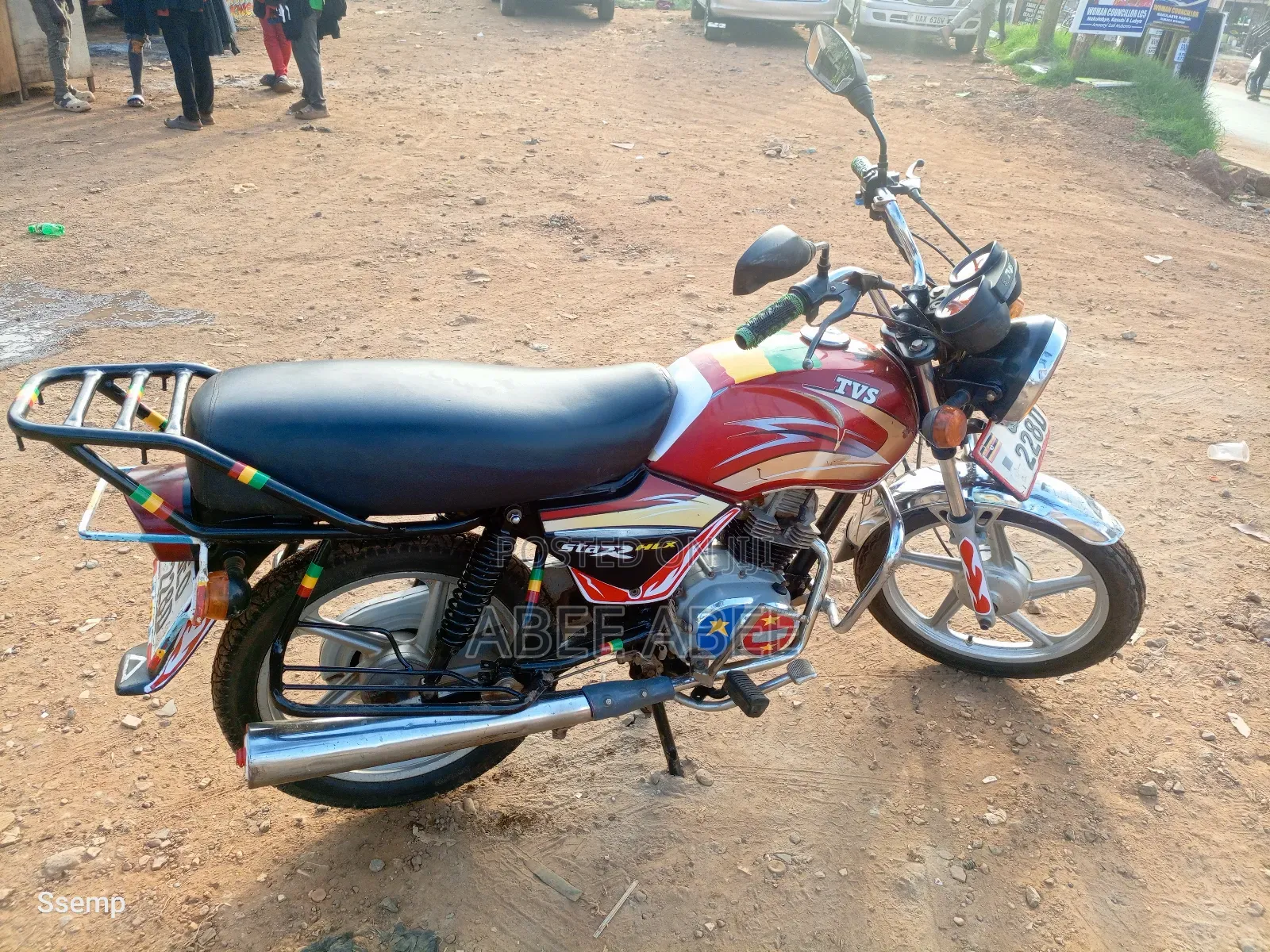 TVS HLX 125 2022 Red