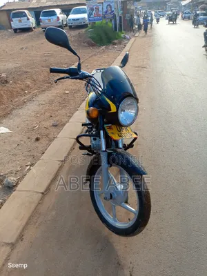 Bajaj Boxer 125 2024 Red