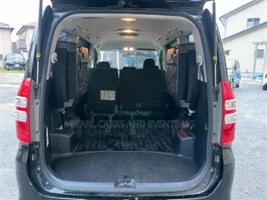 Toyota Noah Car Hire Rental Selfdrive Airport Pick-Up  Wedding/Intro