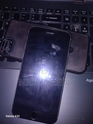 Apple iPhone 6s 16 GB Gray