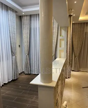Box Designed Curtains