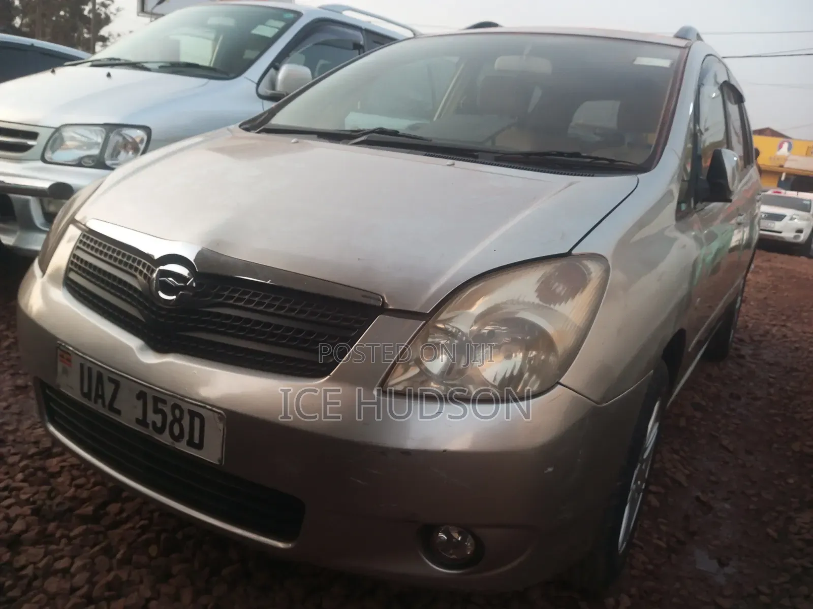 Toyota Corolla Spacio 2006 Gold