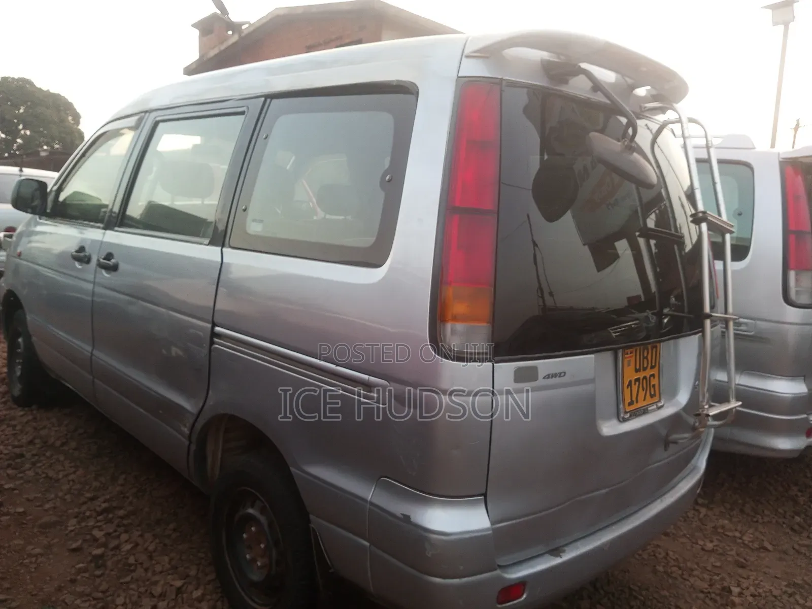 Toyota Noah 2002 Teal