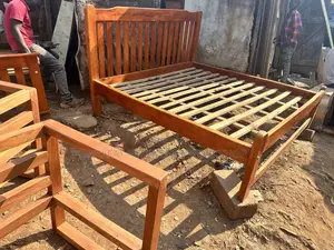 Solid Simple 6/6 Bed