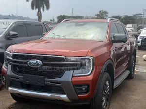 Ford Ranger Wildtrak 2023 Maroon