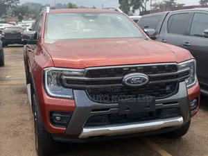 Ford Ranger Wildtrak 2023 Maroon