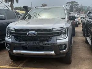Ford Ranger Wildtrak 2023 Gray