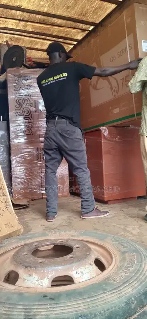House Movers N002