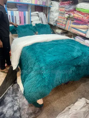 6 Pc Fluffy 6x6 Duvet Set