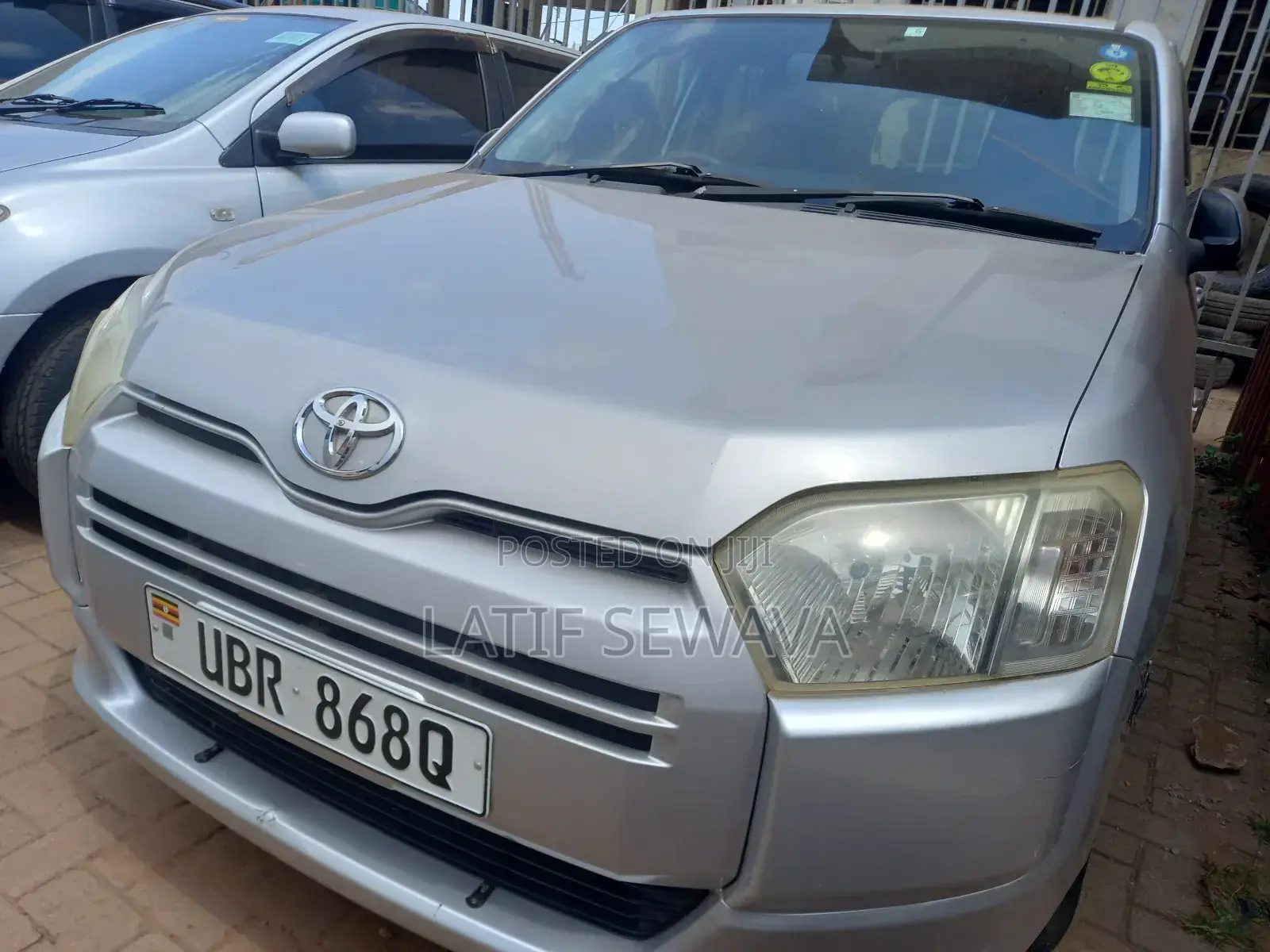 Toyota Succeed SV Premium 2014 Silver
