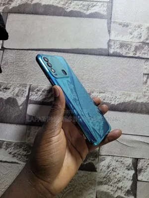 Tecno Spark 8 64 GB