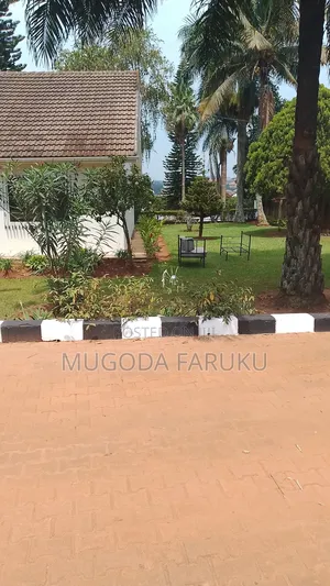 Furnished 20bdrm Apartment in Kira Country Resort, Nakawa for sale