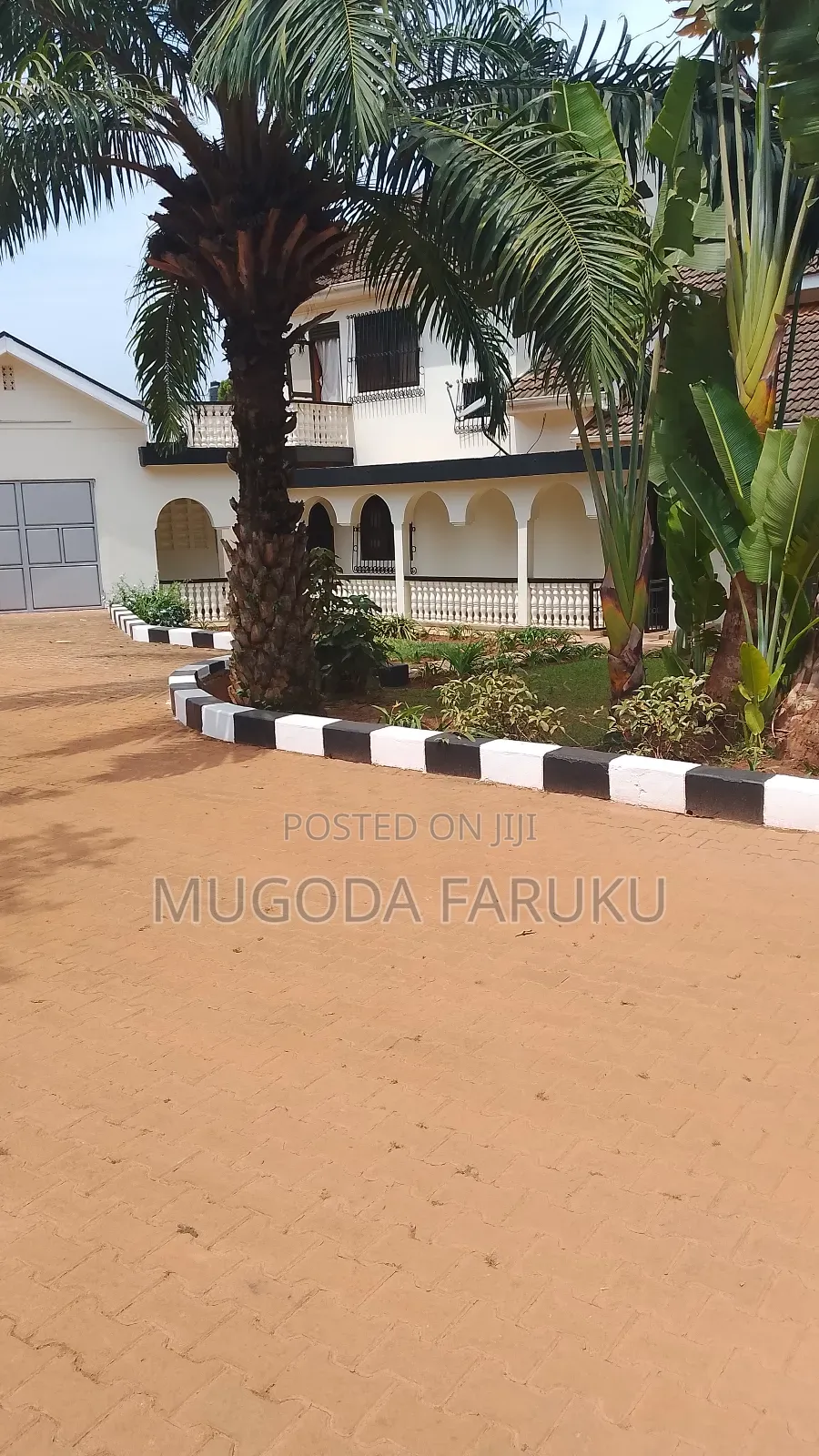 Furnished 20bdrm Apartment in Kira Country Resort, Nakawa for sale