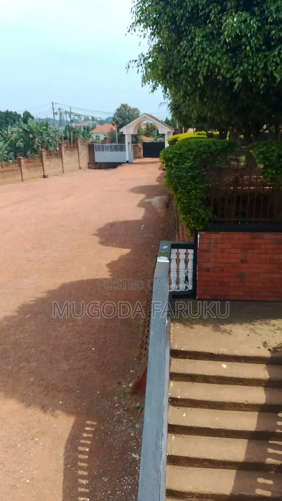 Furnished 20bdrm Apartment in Kira Country Resort, Nakawa for sale