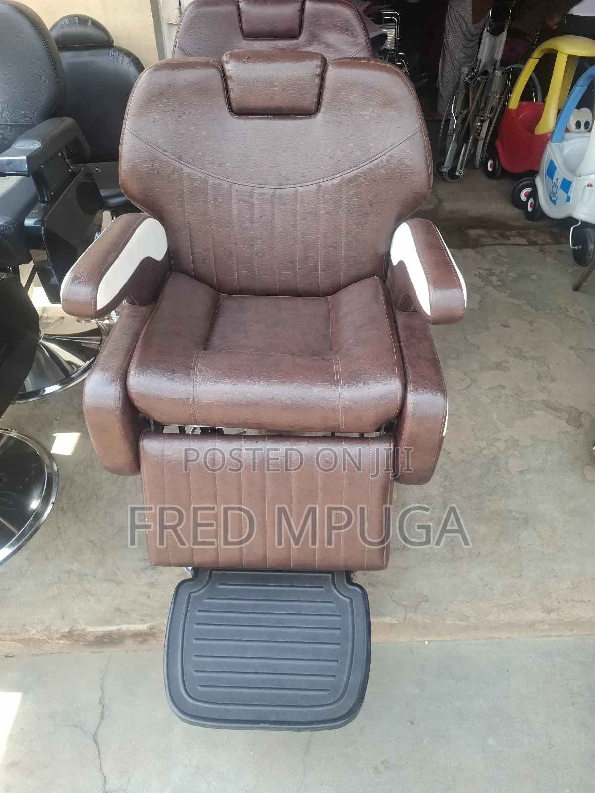 Saloon Chairs