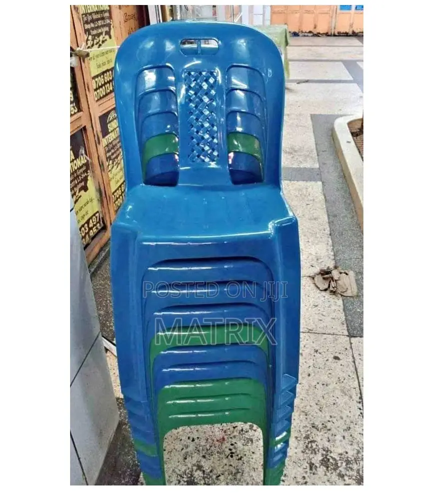 Armrest and Armless Plastic Chairs