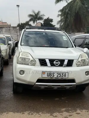 Nissan X-Trail 2010 White