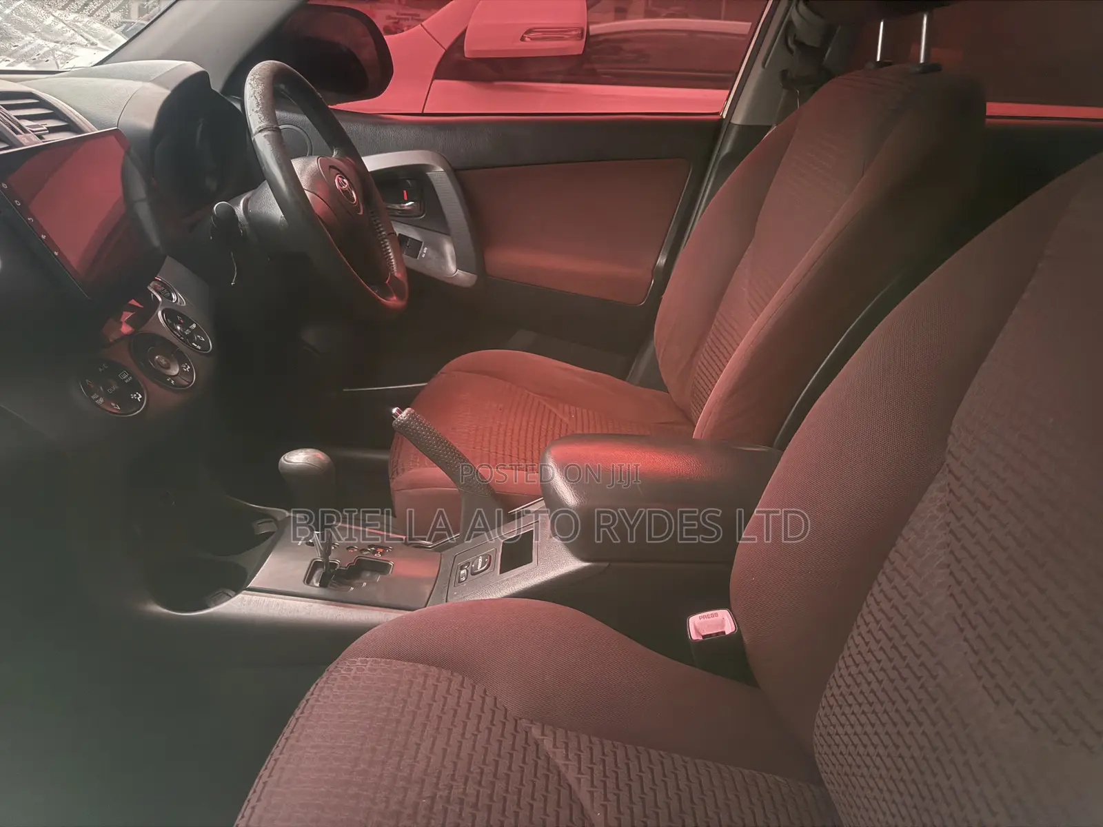 Toyota Vanguard 2008 White